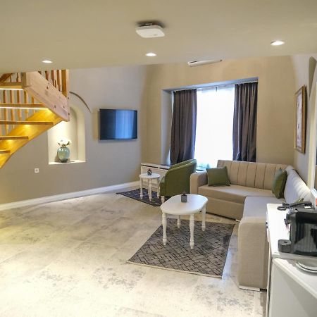 Palazzo Suit Karakoey Istanbul Exterior photo